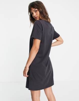 T shirt dress outlet levis