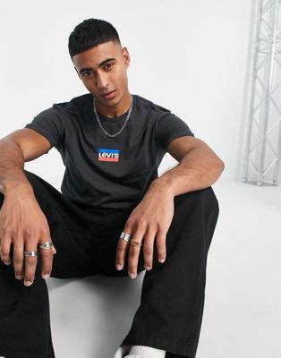 Levi's t-shirt in black with sport chest logo - ASOS Price Checker