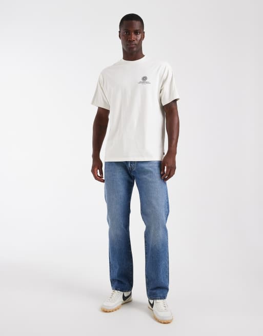 Levi's – T-Shirt in Weiß mit Grafikprint am Rücken, 3 von 5