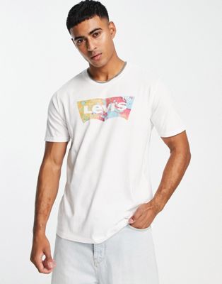 Levi's t-shirt in white with batwing logo paint print