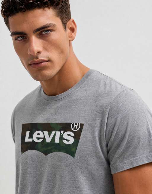 Levi's t-shirt med grafiskt camomönster och logga i ljusgrått, 9 av 10