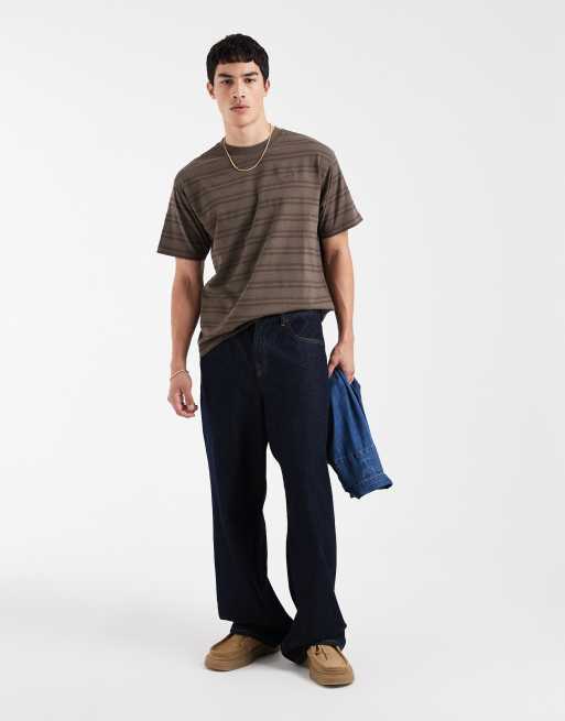 Levi's T-shirt met grafische print in antracietgrijs, 2 van 5