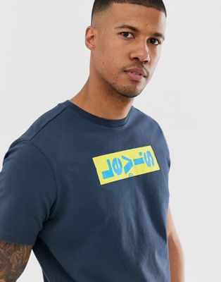 Levi's - T-shirt met logo in marineblauw