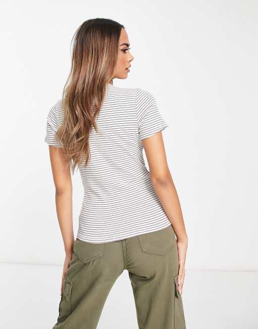 Levi's - T-shirt mini a coste a righe color pesca, 2 di 4