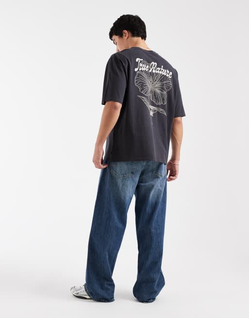 Levi's - T-shirt oversize nero slavato con grafica sul retro, 5 di 5