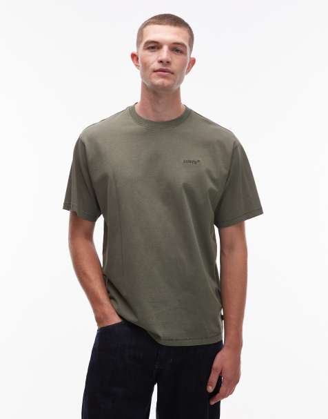 Levi's - T-shirt oversize teint sur pièce avec logo vintage ton sur ton - Vert foncé - view 1