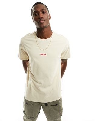 Levi's t-shirt with central boxtab logo in cream
