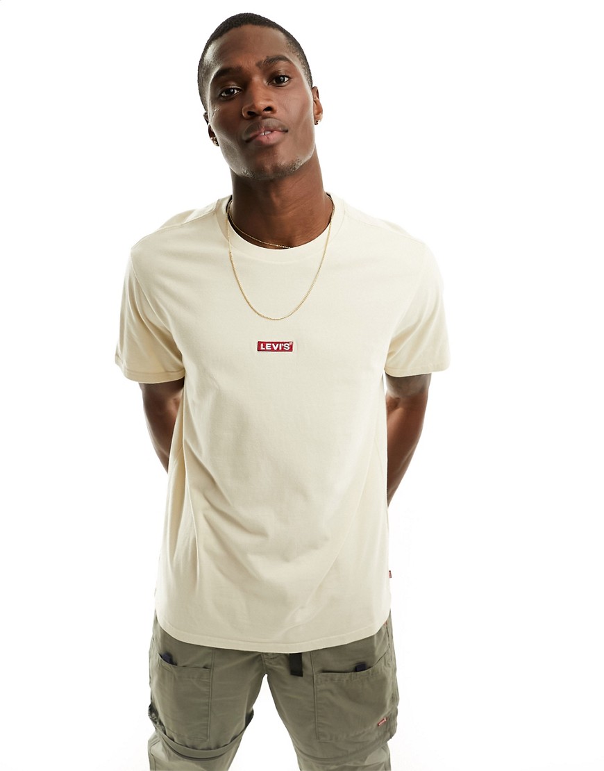 Levi's t-shirt with central boxtab logo in cream-White