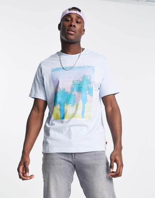 Levi's t-shirt with chest palm print in light blue | ASOS