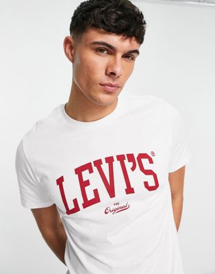 Levi's t-shirt with collegiate logo in white | ASOS