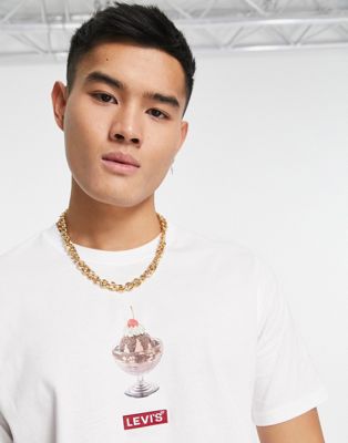Levi's t-shirt with ice cream graphic logo in white | ASOS
