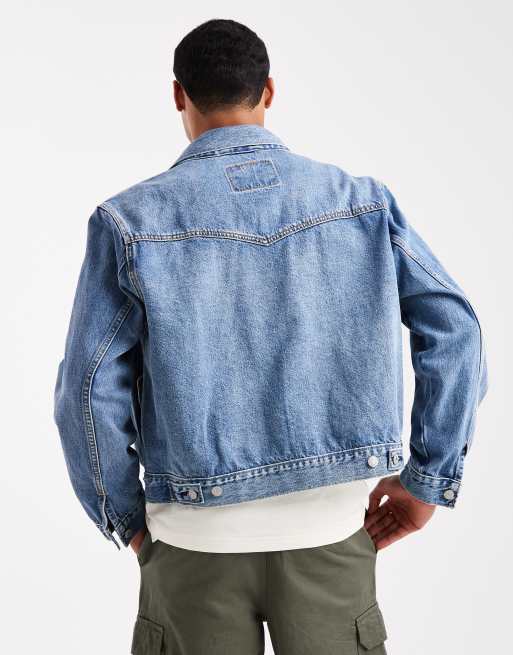 Levi's – T3 – Truckerjacka i denim med cowboystil och mellanljus tvätt, 3 av 5