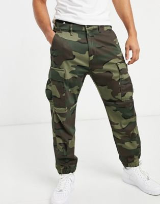 Levi's tapered wave camo cargo pants | ASOS