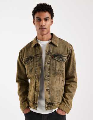 Levis 4