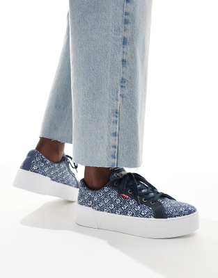 Levi's - Tijuana - Sneaker in Blau mit durchgängigem Muster