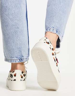 levis tijuana trainers