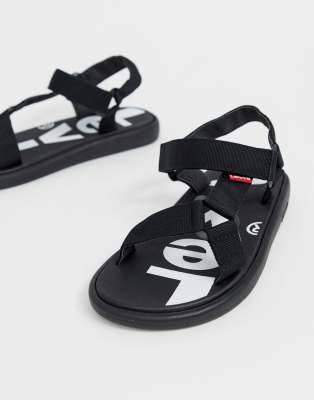 levi's sandals for ladies