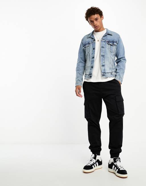 Levi's Trucker denim jacket in light blue wash | ASOS