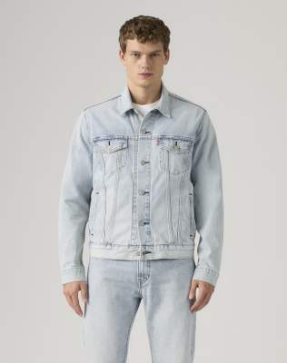 Levis 3