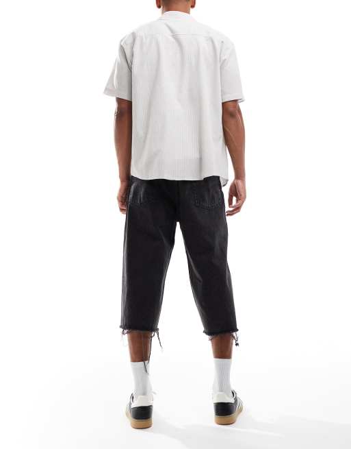 Levi's twisted baggy denim jorts in black , 3 of 5