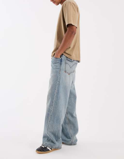 Levi's twisted baggy wide leg jeans in light blue, 2 of 5