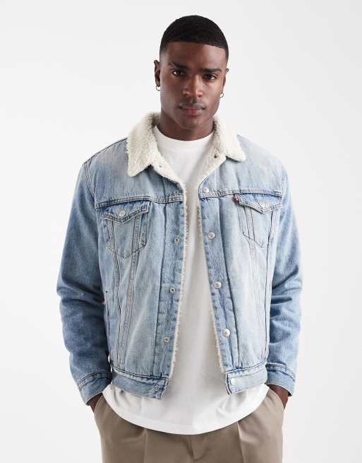 Levi's - Type 3 - Lyseblå forvasket trucker-jakke i denim i sherpastil