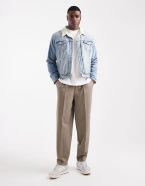 Levi's type 3 sherpa denim trucker jacket in light wash