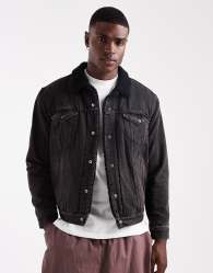 Levis type 3 sherpa denim trucker jacket in washed black