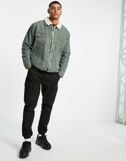 Levi's type 3 sherpa lined trucker jacket in grey | ASOS