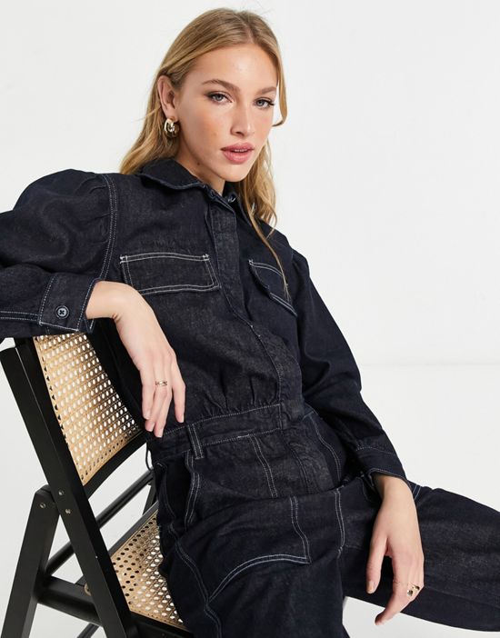 https://images.asos-media.com/products/levis-utility-jumpsuit-in-black/200811080-3?$n_550w$&wid=550&fit=constrain