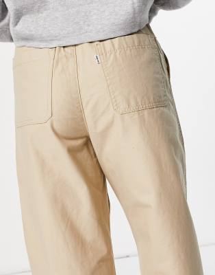 utility pleated balloon trousers