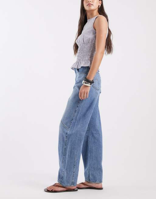 Levi's - vaqueros barrel de denim con ajuste cinch en lavado medio, 2 de 5
