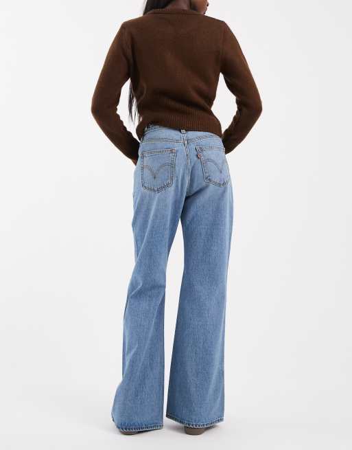 Levi's vaqueros flare cinch en lavado medio, 2 de 5