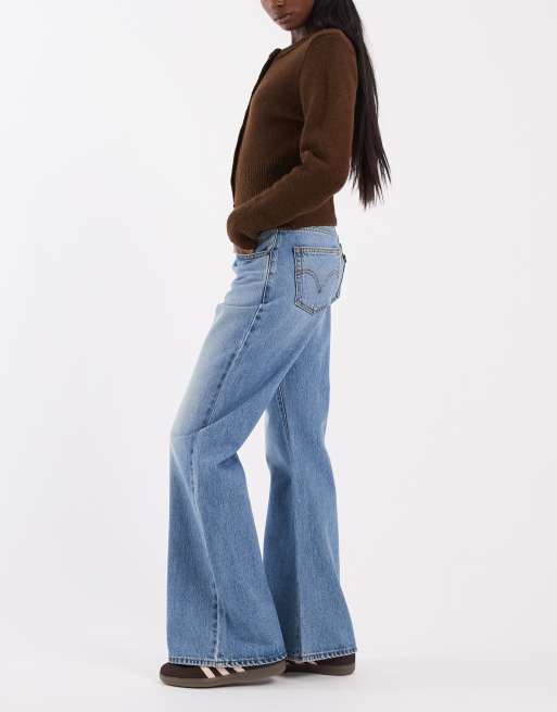 Levi's vaqueros flare cinch en lavado medio, 3 de 5