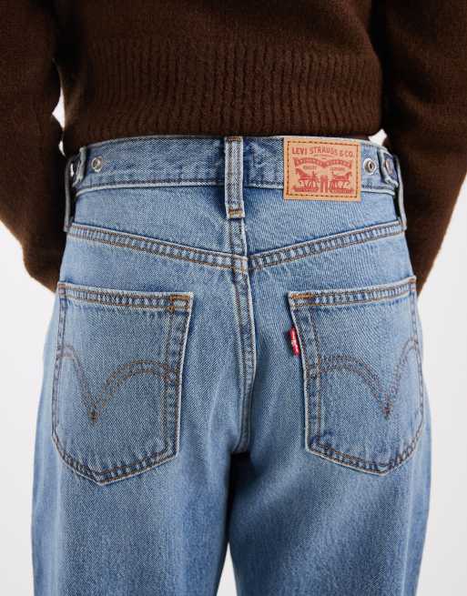 Levi's vaqueros flare cinch en lavado medio, 4 de 5