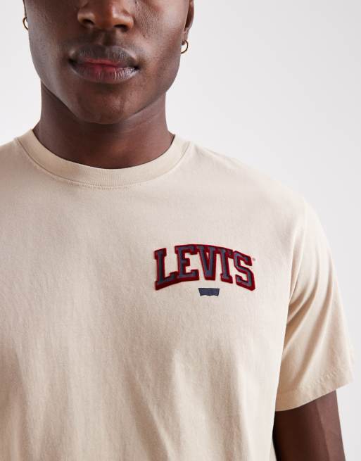 Levi's varsity back print relaxed fit t-shirt in white, 5 of 5