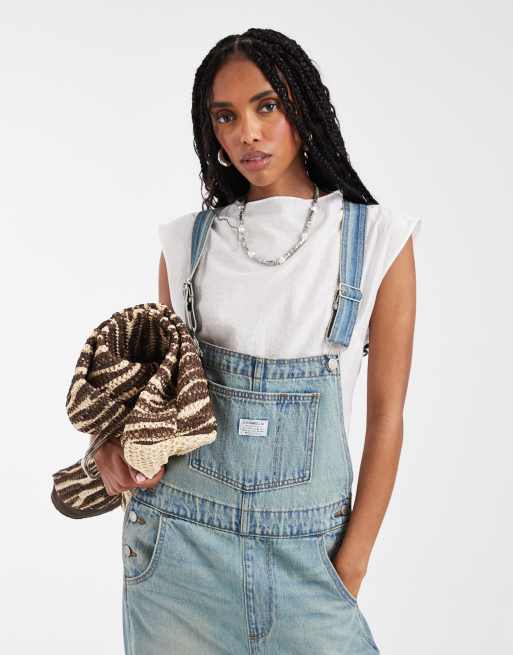 Levi's vintage denim tuinbroek in lichtblauw, 2 van 4
