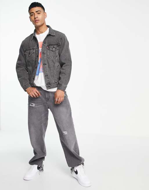 Levi's vintage fit denim trucker jacket in light wash black