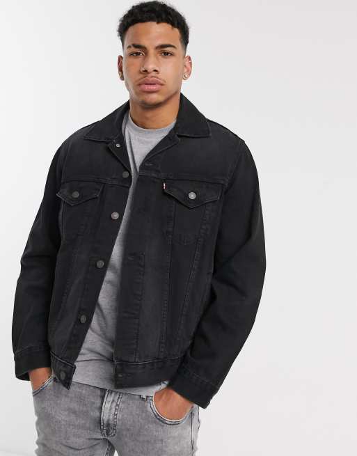 Levi's vintage fit denim trucker jacket in very black | ASOS