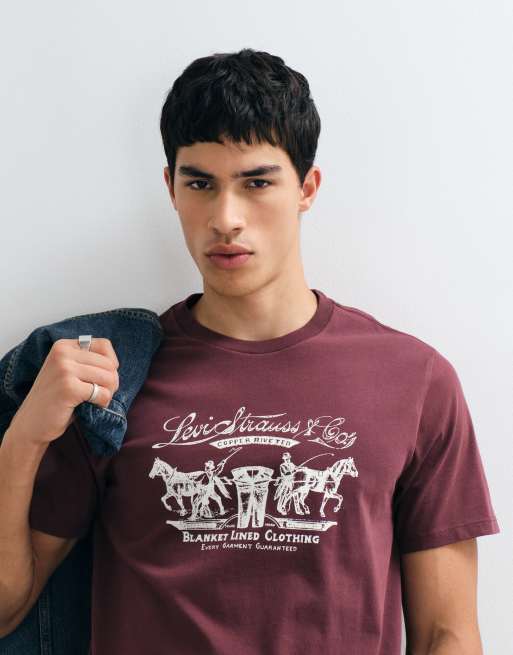 Levi's vintage graphic t-shirt in red , 5 of 5