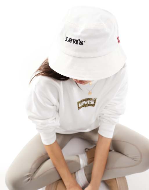 White levis hat hotsell