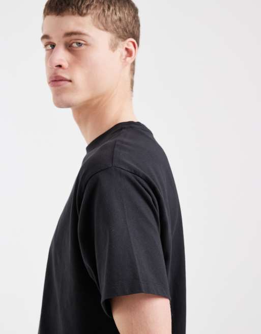 Levi's – Vintage-T-Shirt in Schwarz mit mittigem Fledermaus-Logoaufnäher, 5 von 5