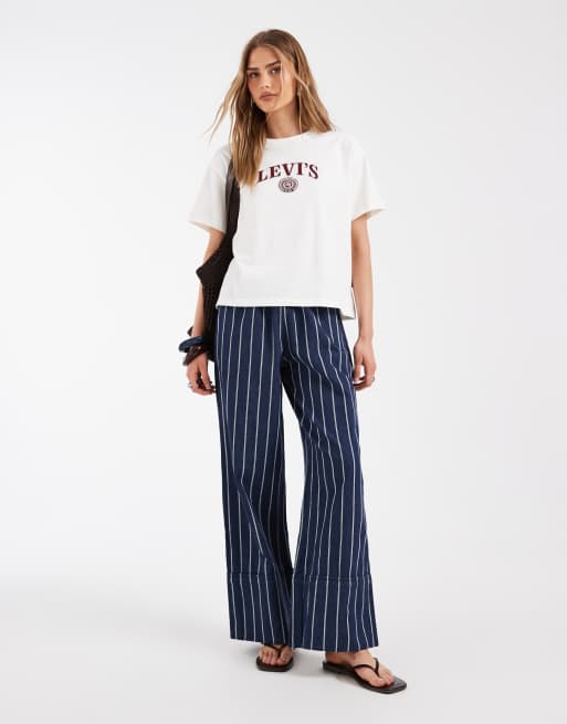 Levi's vintage t-shirt med grafiskt tryck i vitt, 1 av 4