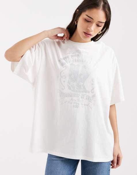 Levi's – Vit t-shirt i oversize med cowboytryck - view 1