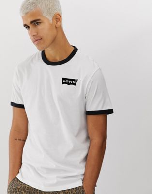 Levi's – Vit t-shirt med kontrasterande kantband och liten logga
