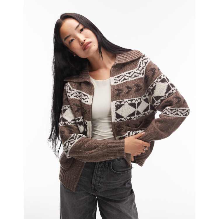 208098216-1-brown?$n_750w$&wid