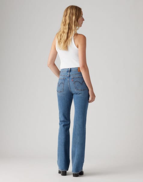 Levi's Wedgie bootcut jeans in blue - view 1