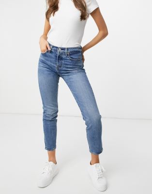 levi's wedgie light wash