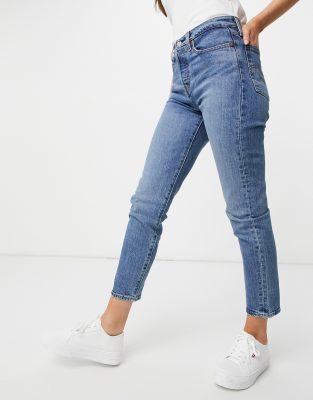 levi's wedgie light wash