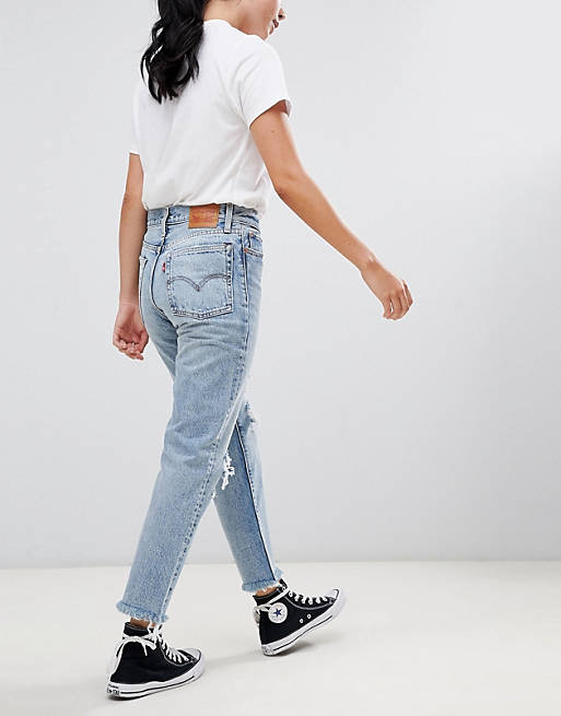 Levi's Wedgie straight cut ripped knee jeans | ASOS